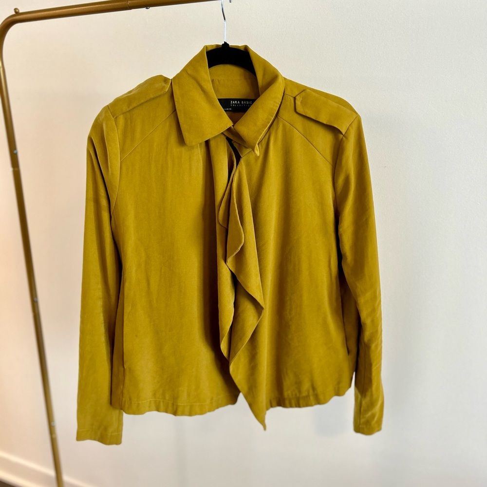 Woman’s jacket - Picture 2 of 5